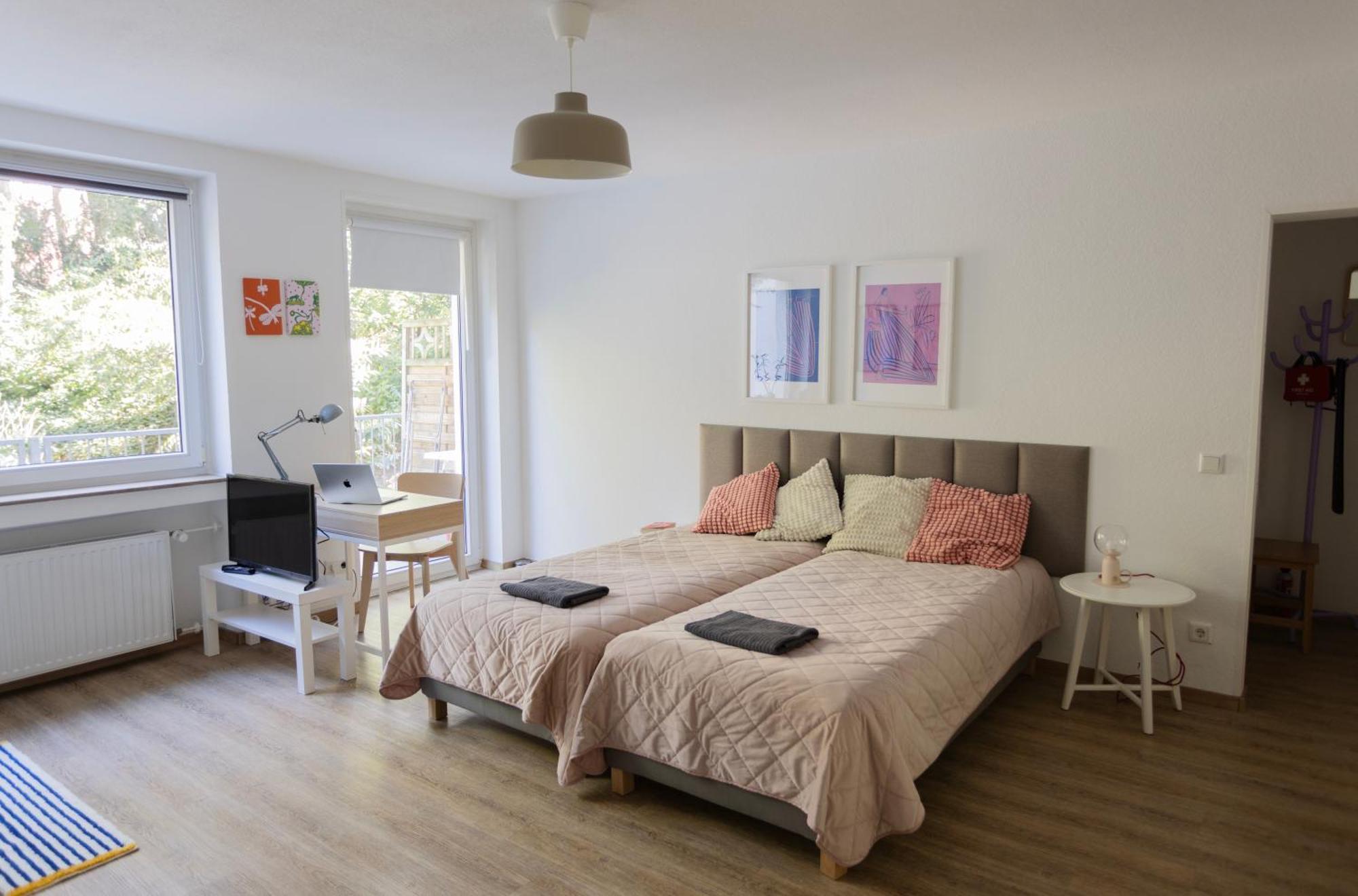 Central Apartment With Terrace And A Free Parking Duisburgo Esterno foto